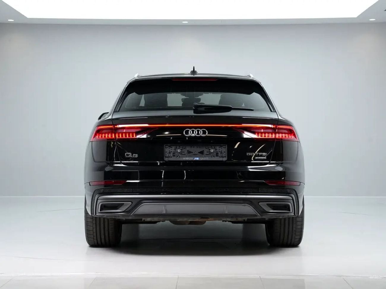 Audi Q8 55 TFSI S-LINE LUXURY S line | GCC SPECS | EXCELLENT CONDITION