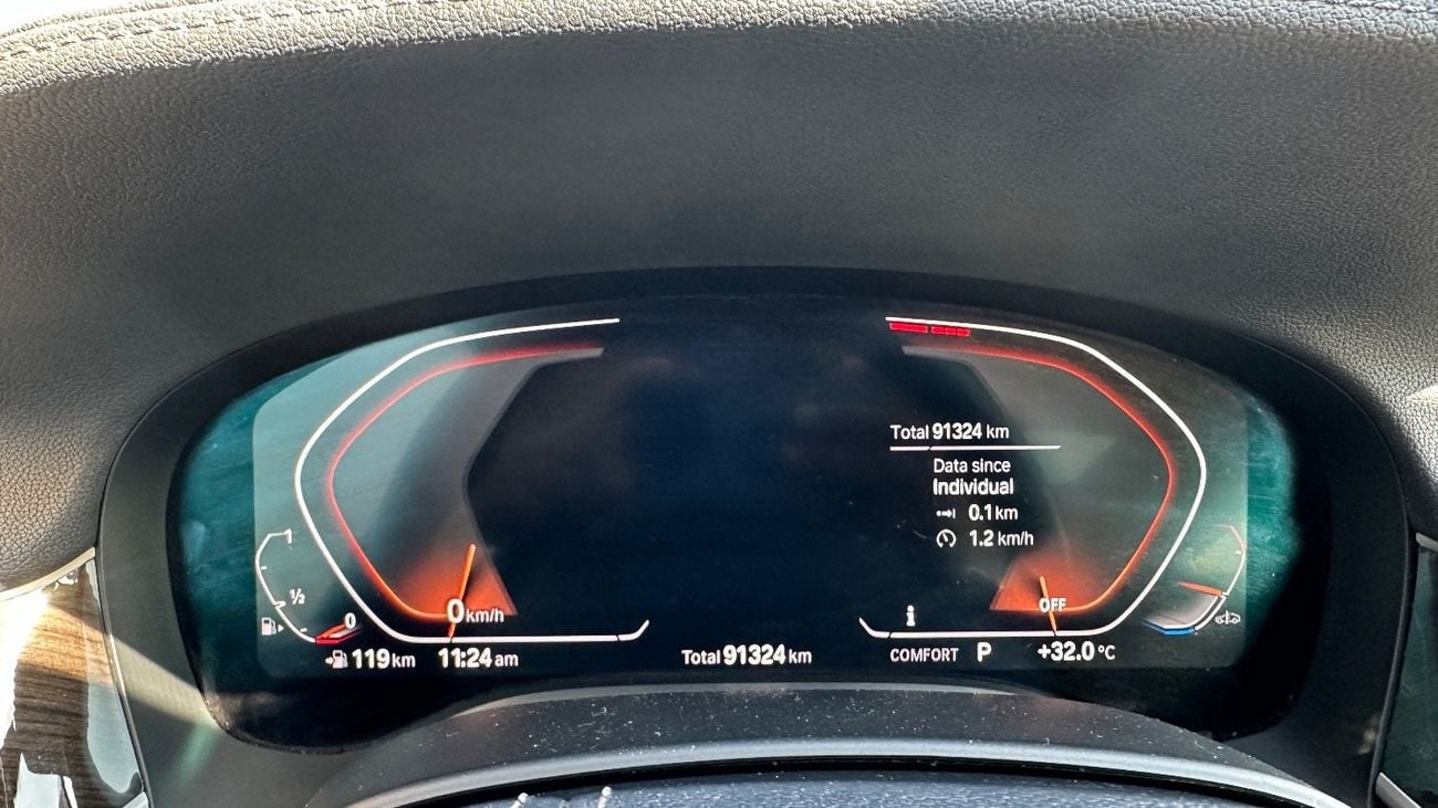 بي أم دبليو 740i 