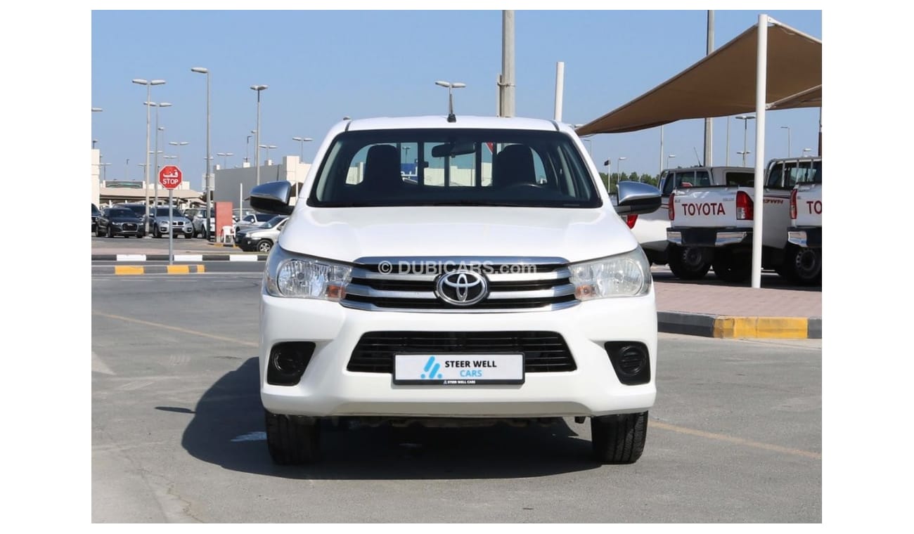 Toyota Hilux 2017 | HILUX 4X2 DOUBLE CABIN PICKUP 2.7 VVTI WITH GCC SPECS AND EXCELLENT CONDITION