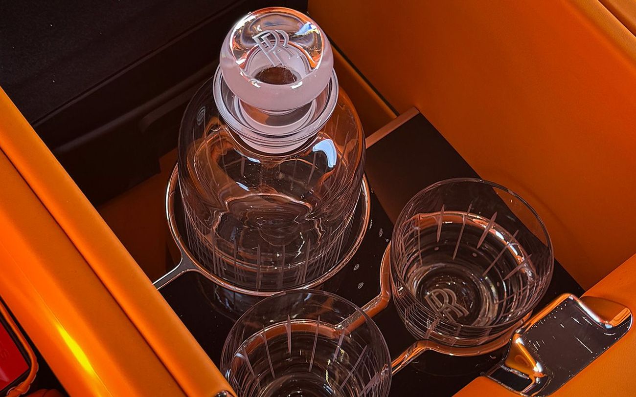 رولز رويس كولينان Black Badge Series II Right Hand Drive