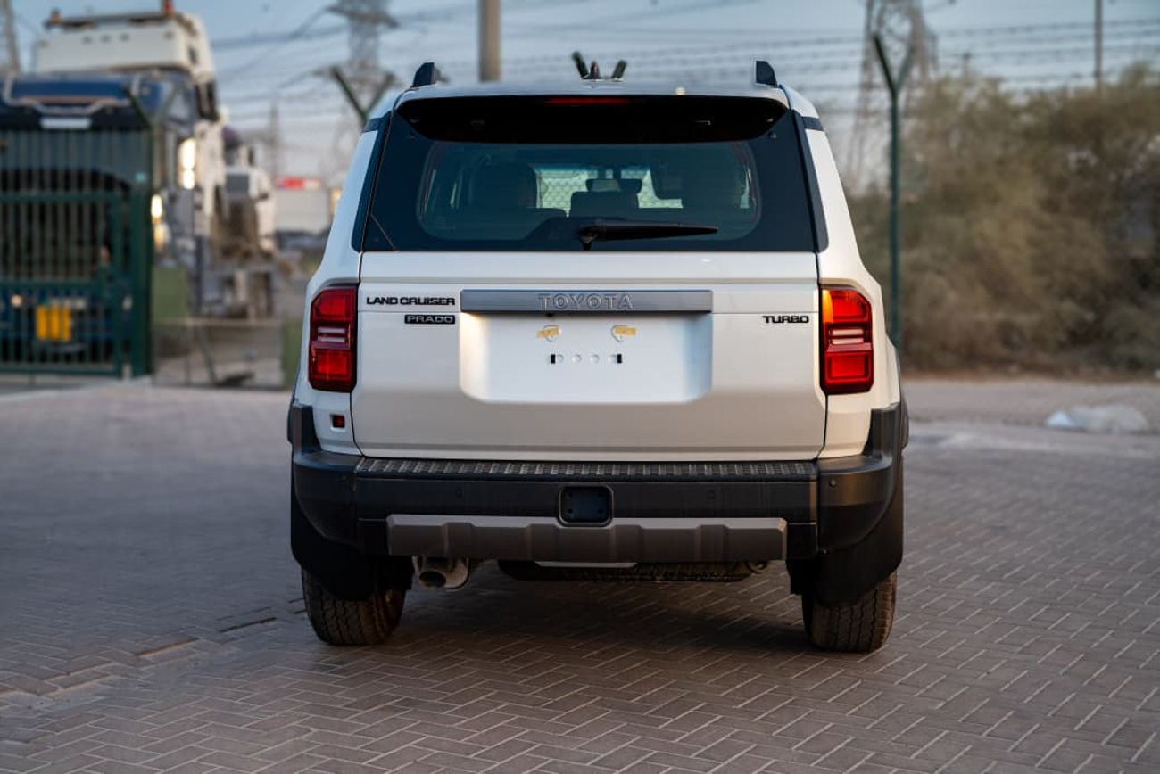 Toyota Prado 2024 Toyota Prado All-Rounder (with Sunroof & Coolbox) J250 7-Seater 2.8L Turbo 4-Cyl Diesel A/T 4WD