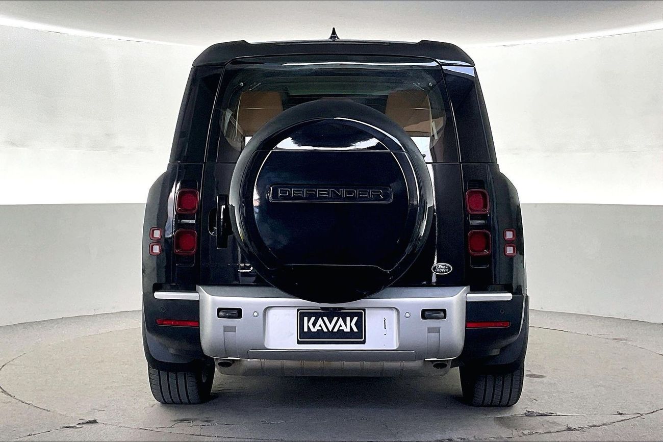 لاند روفر ديفندر P400 130 HSE | National Day Celebration | شامل الضمان | 0 ﺪﻔﻋﺓ ﺃﻮﻟﻯ