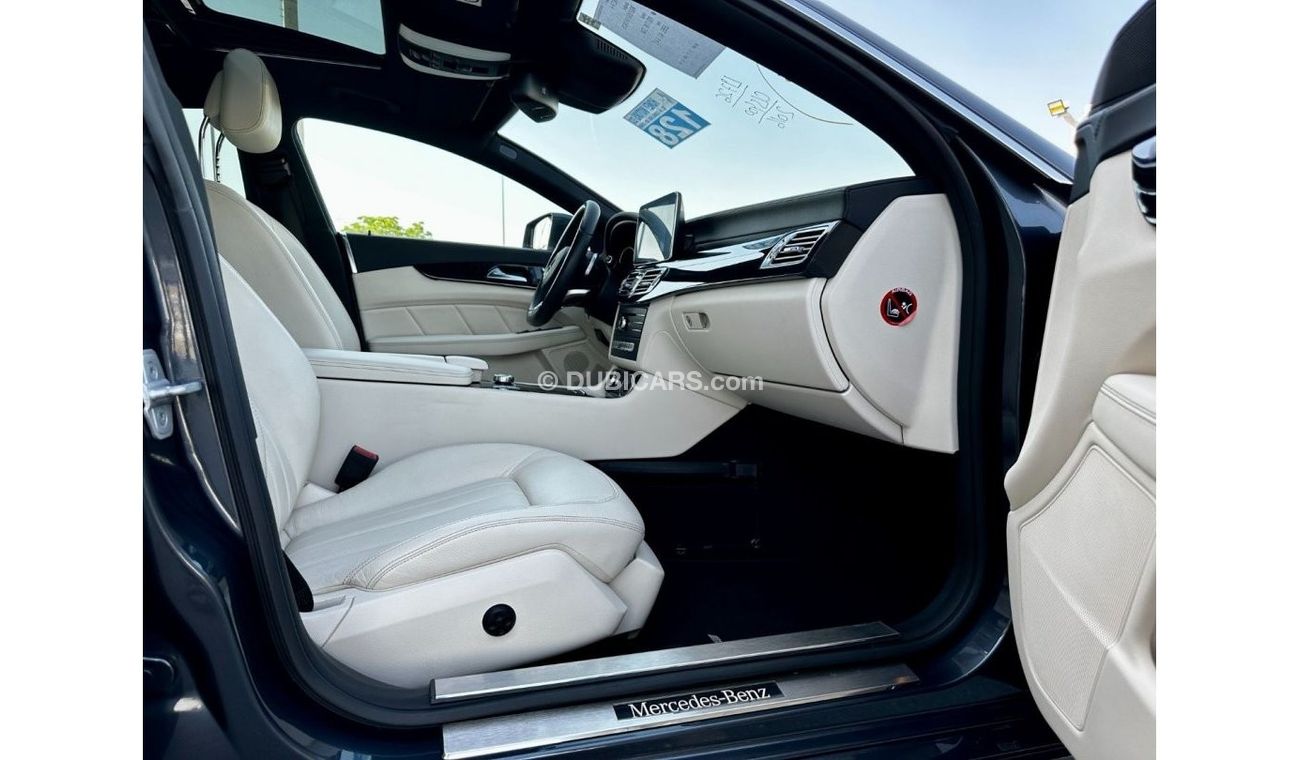 Mercedes-Benz CLS 400 PREOWNED MERCEDES BENZ  CLS 400 AMG Model 2016 Very Clean Car Fresh Japan Import