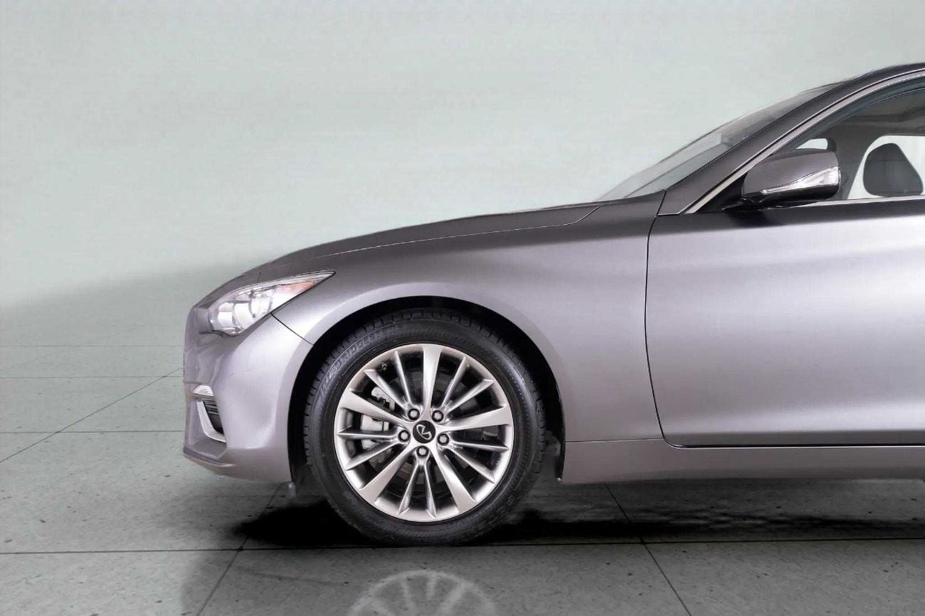 Infiniti Q50 Luxe 2.0L LUXE 3.0