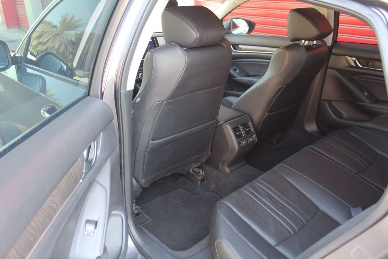 Honda Accord EX 1.5L