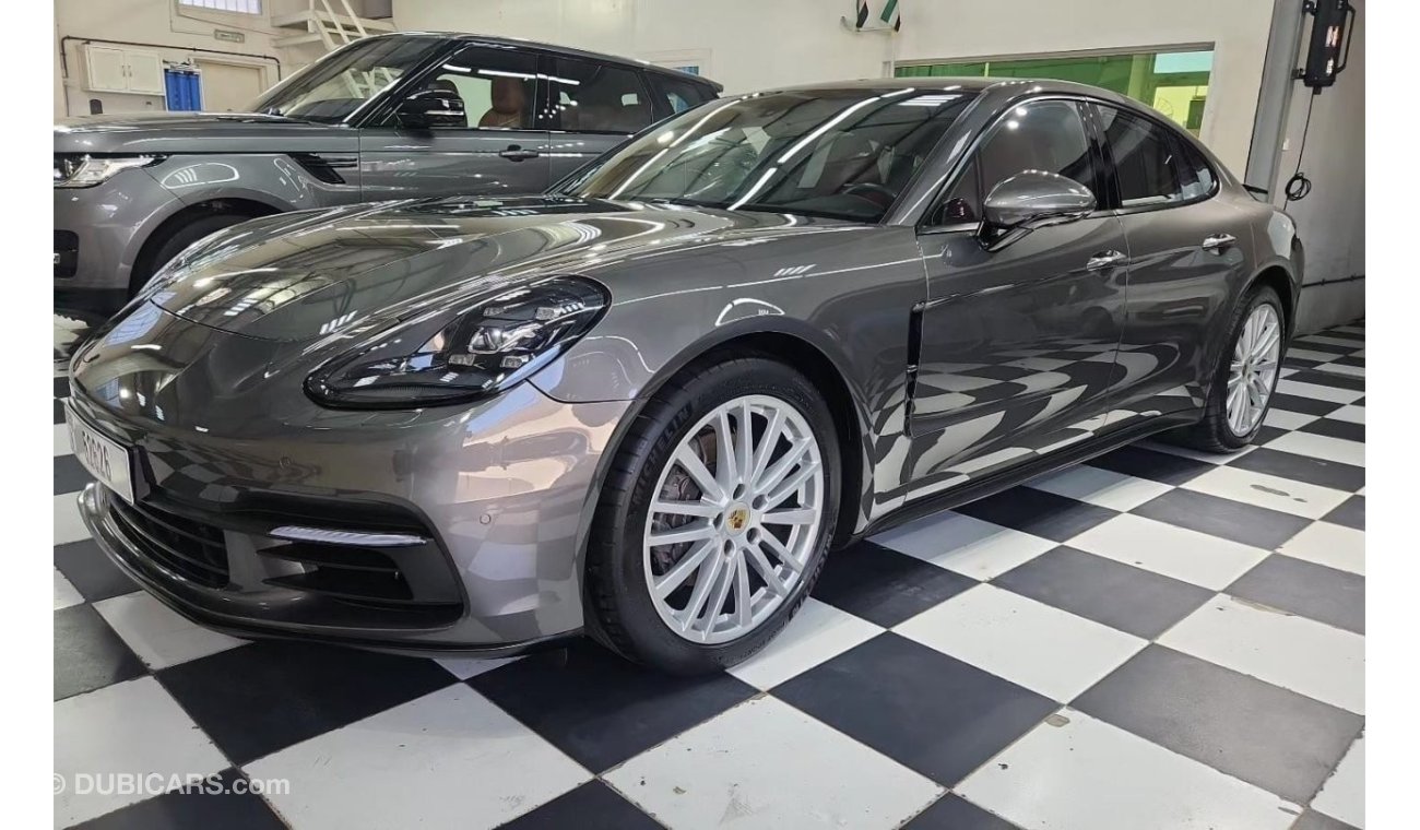 Porsche Panamera S