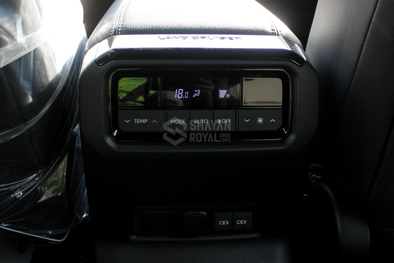 تويوتا برادو LHD 2.4L PETROL ALL ROUNDER-G 4WD AT 7-SEATS 2025MY