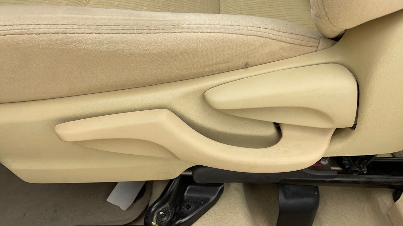 تويوتا يارس SE 1.5 | بدون دفعة مقدمة | اختبار القيادة في المنزل