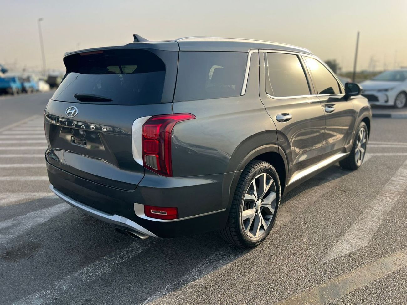 Hyundai Palisade 2022 HYUNDAI PALISADE SEL - 3.8L V6  -  SUNROOF - PUSH START - ELECTRIC & LEATHER SEATS - AUTO TRUNK