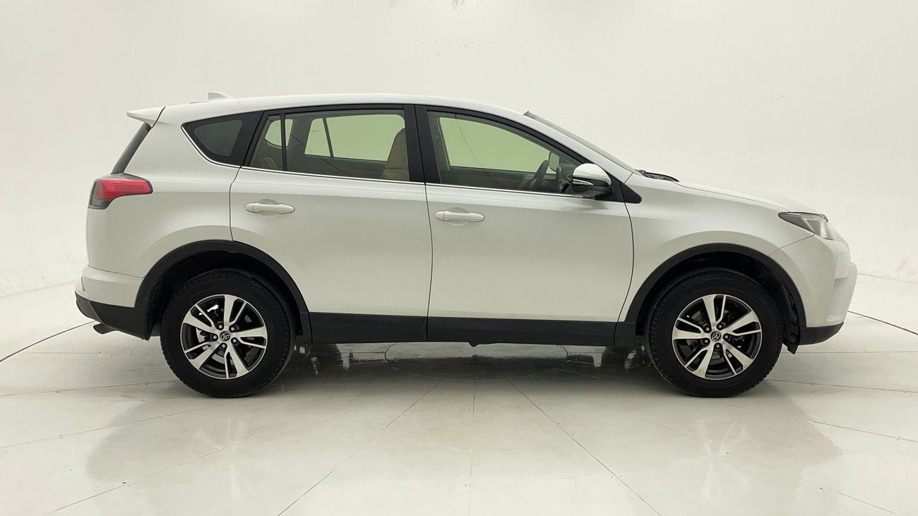 تويوتا راف ٤ EX 2.5 | بدون دفعة مقدمة | اختبار قيادة مجاني للمنزل