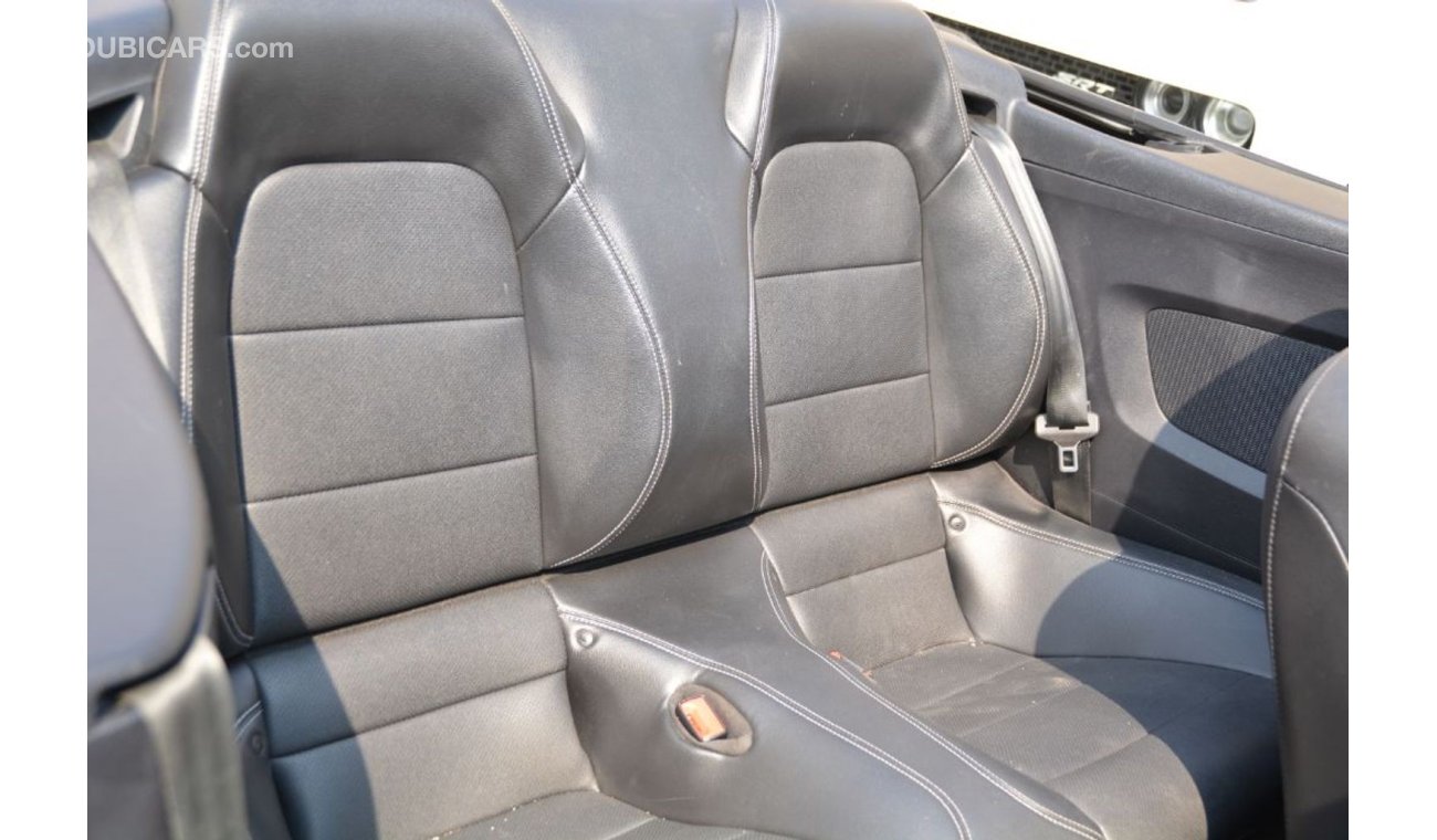 فورد موستانج Ford Mustang Eco-Boost V4 2019/ Leather Seats/ Low Mileage/ Convertible/ Very Good Condition