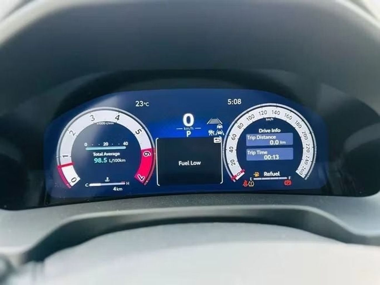 تويوتا لاند كروزر Toyota landcruise 2026Model Twin turbo 3.5L VXR V6 Colour Black Interior Red push start Transmission