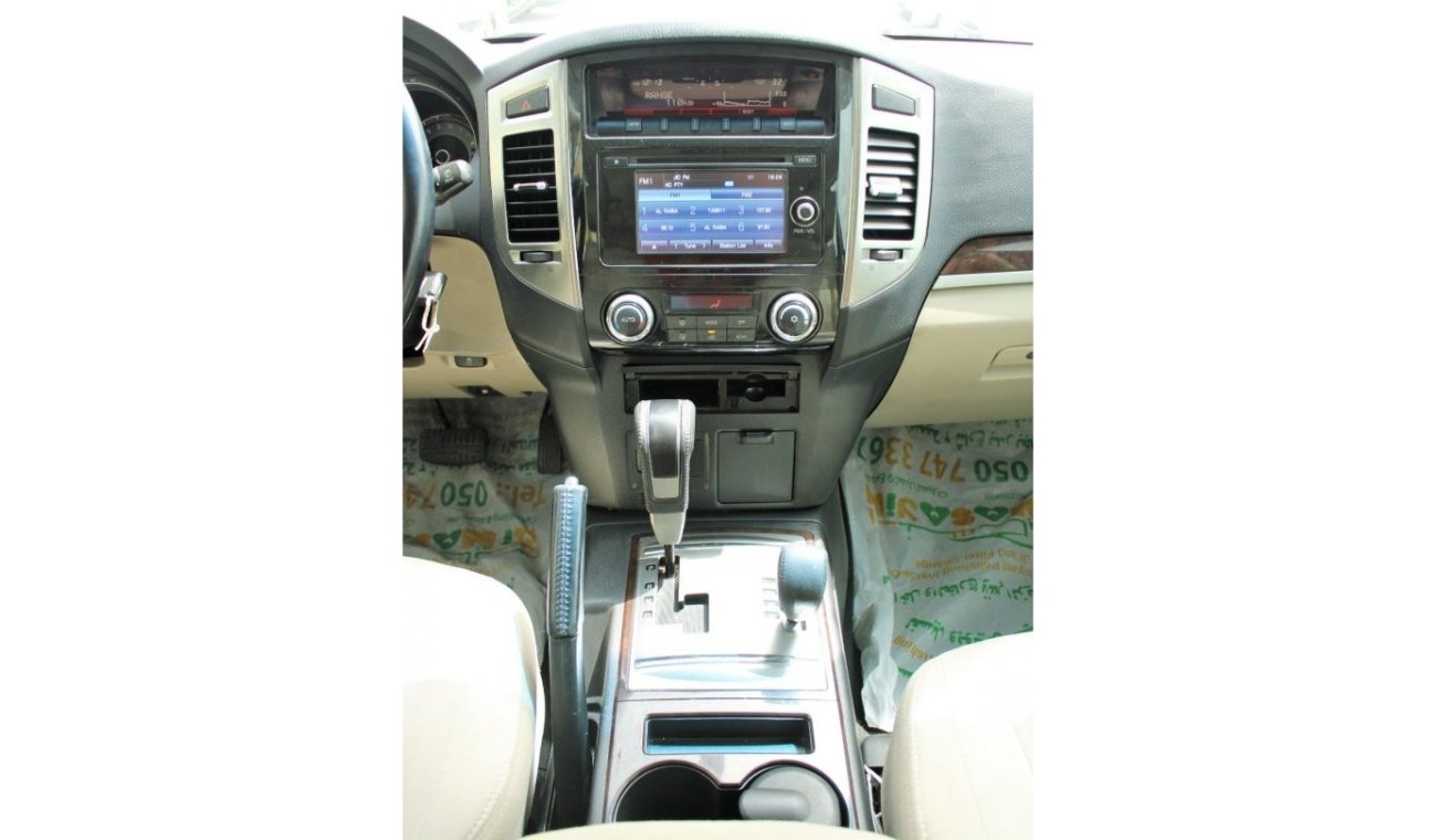 Mitsubishi Pajero GLS - MID OPTION - GCC - ACCIDENTS FREE - CAR IS IN PERFECT CONDITION INSIDE OUT