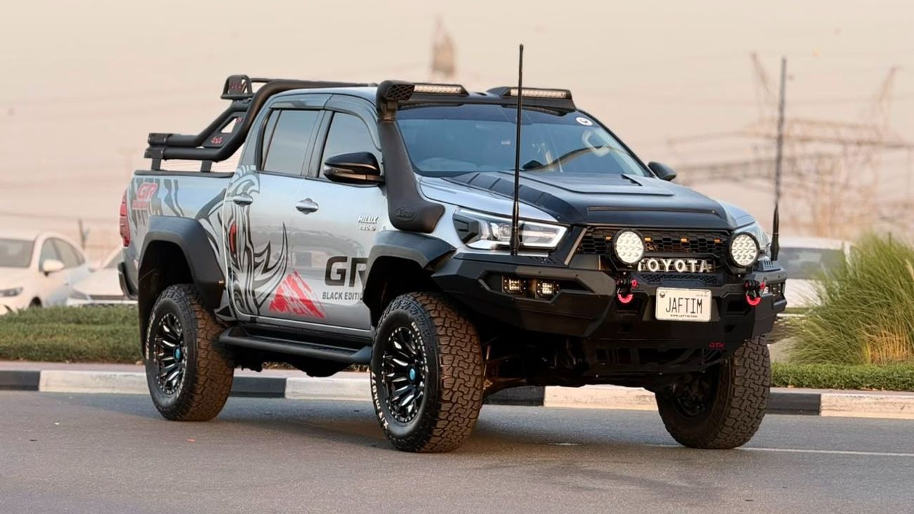 Toyota Hilux AT - 2.8 DIESEL ENGINE - 4WD