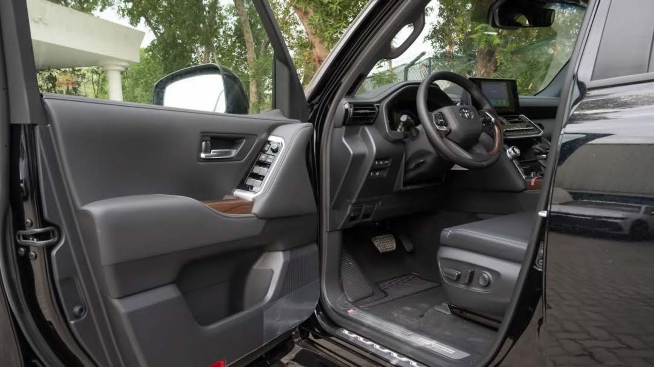 Toyota Land Cruiser GXR 4.0L Land Cruiser 4.0 GXR 2025 (rador)