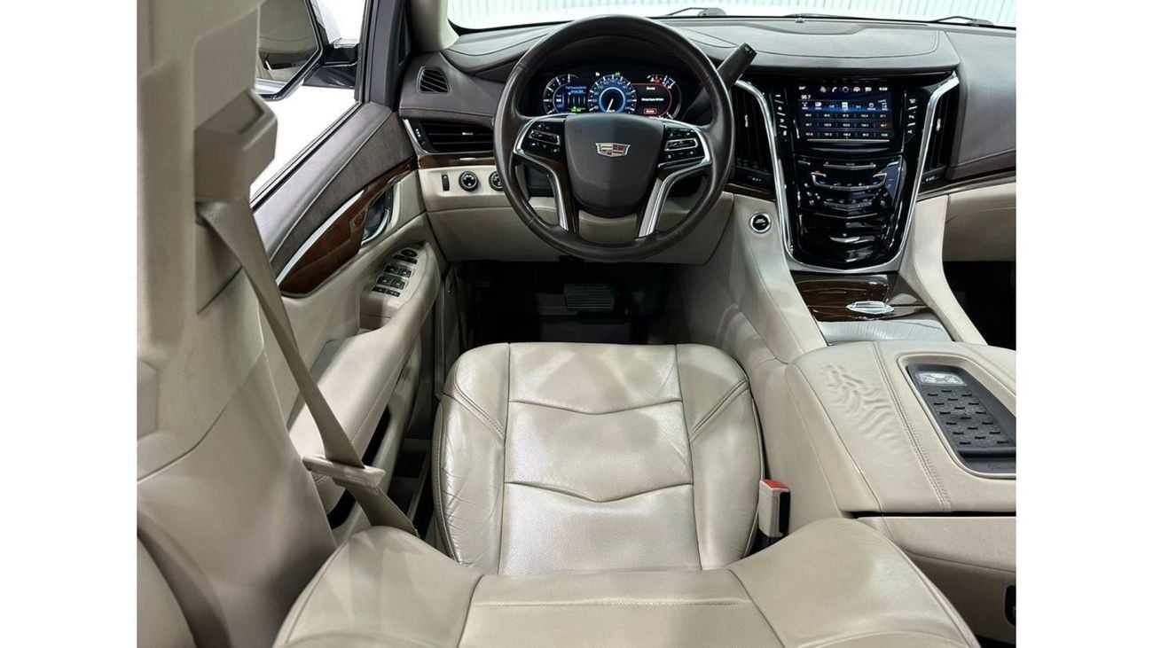 كاديلاك إسكالاد بلاتينوم 2017 Cadillac Escalade 7 Seater, Warranty, Service History, Full Options, GCC