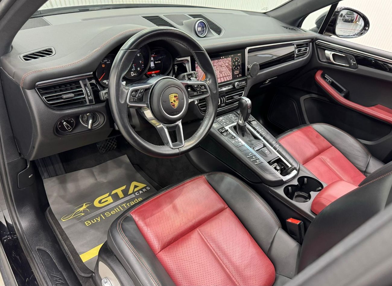 بورش ماكان Std 2.0L (252 HP) 2019 Porsche Macan, One Year Warranty, Service History, GCC