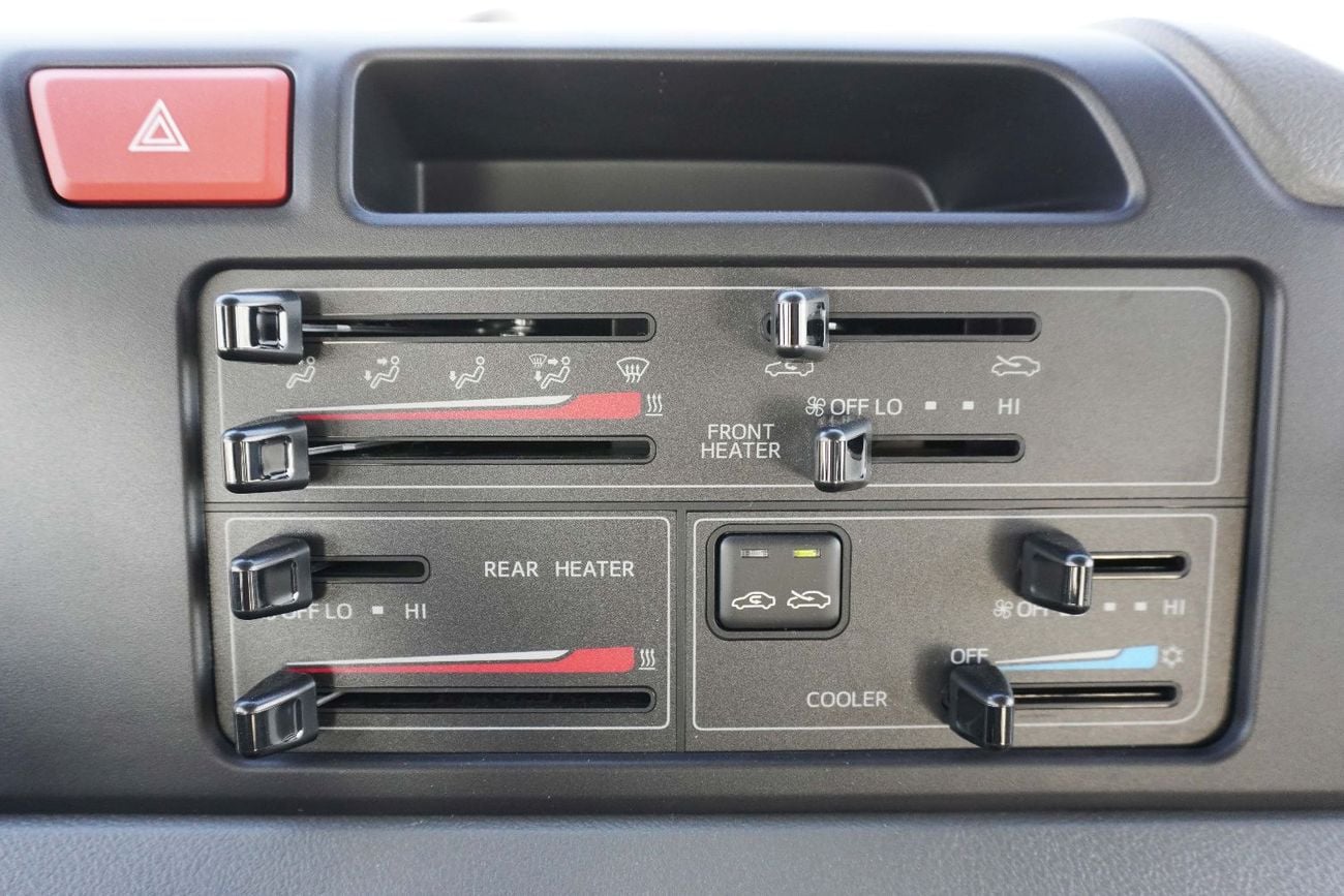 Toyota Coaster 4.0L DSL (23 STR, 2P SEAT BELT)