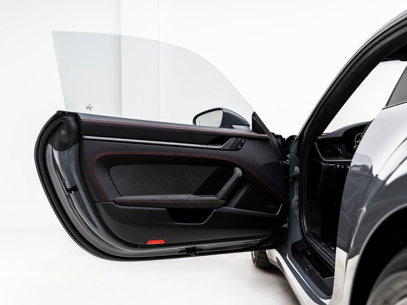 بورش 911 Carrera GTS