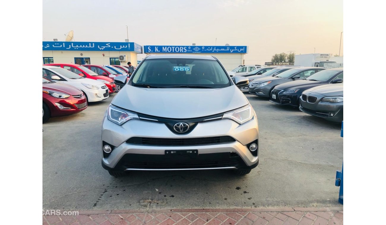 تويوتا راف ٤ XLE - Excellent condition - low mileage - Special offer