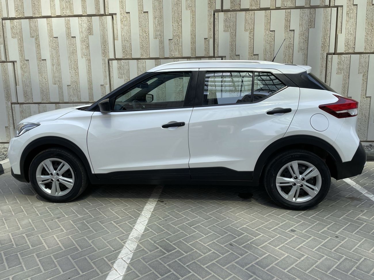 Nissan Kicks SE 1.6 | Under Warranty | Free Insurance | Inspected on 150+ parameters