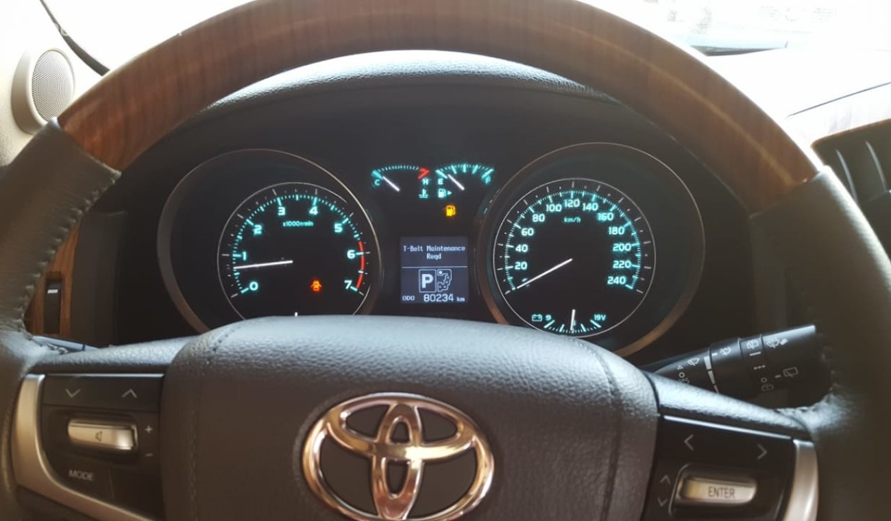 Toyota Land Cruiser FULL  OPTION  SHIP CHANGE TO 2018