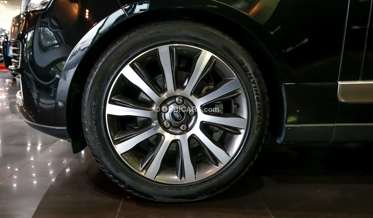 Land Rover Range Rover With Supercharged body kit