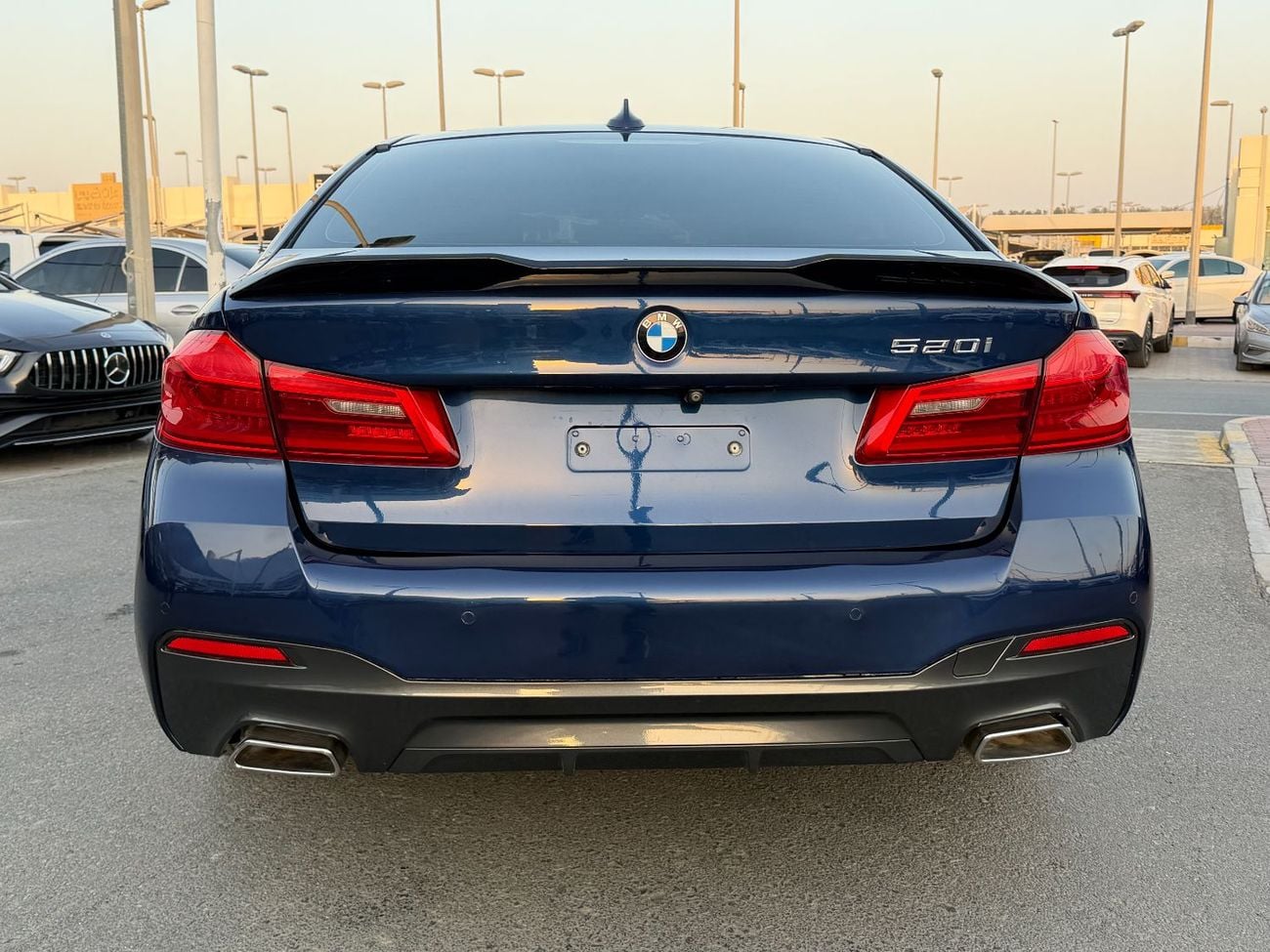 بي أم دبليو 520i Exclusive