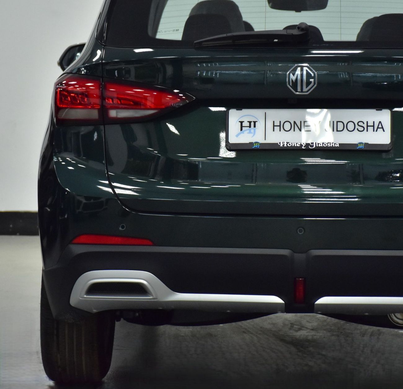 أم جي ZS EXCELLENT DEAL for our MG ZS 1.5L ( 2026 Model ) in Green Color GCC Specs