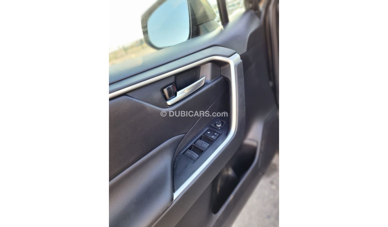 Toyota RAV4 TOYOTA RAV4 XLE FULL OPTIONS 2022 MODEL 4X4