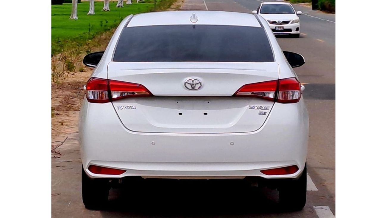 Toyota Yaris 620-Monthly l GCC l Cruise, Camera, GPS l Accident Free