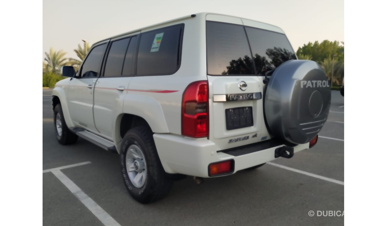 Nissan Patrol Super Safari