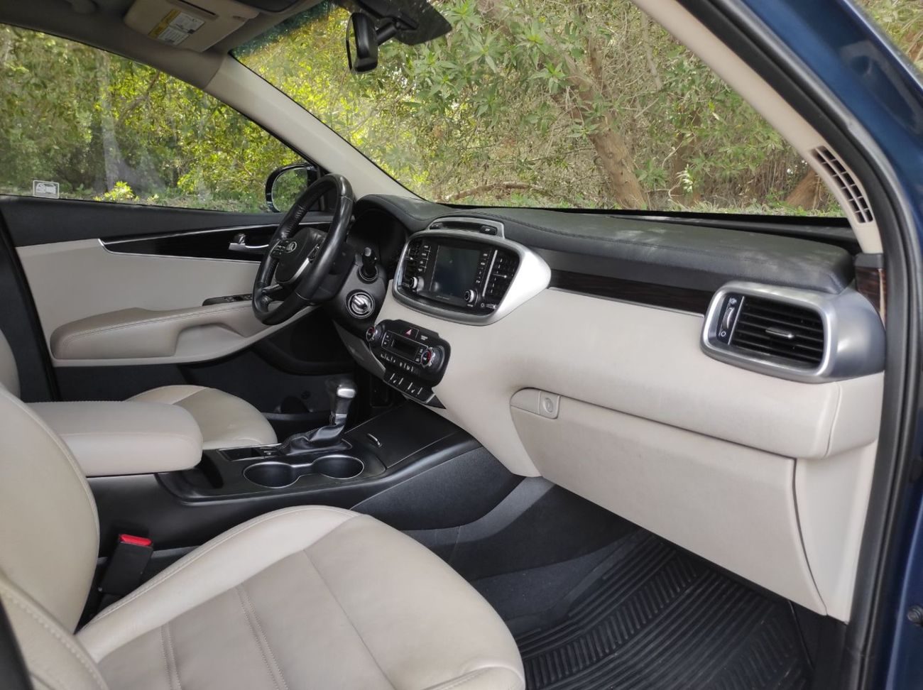 كيا سورينتو EX Top 2.4L Kia Sorrento 2019 usa V6 4×2  3.3