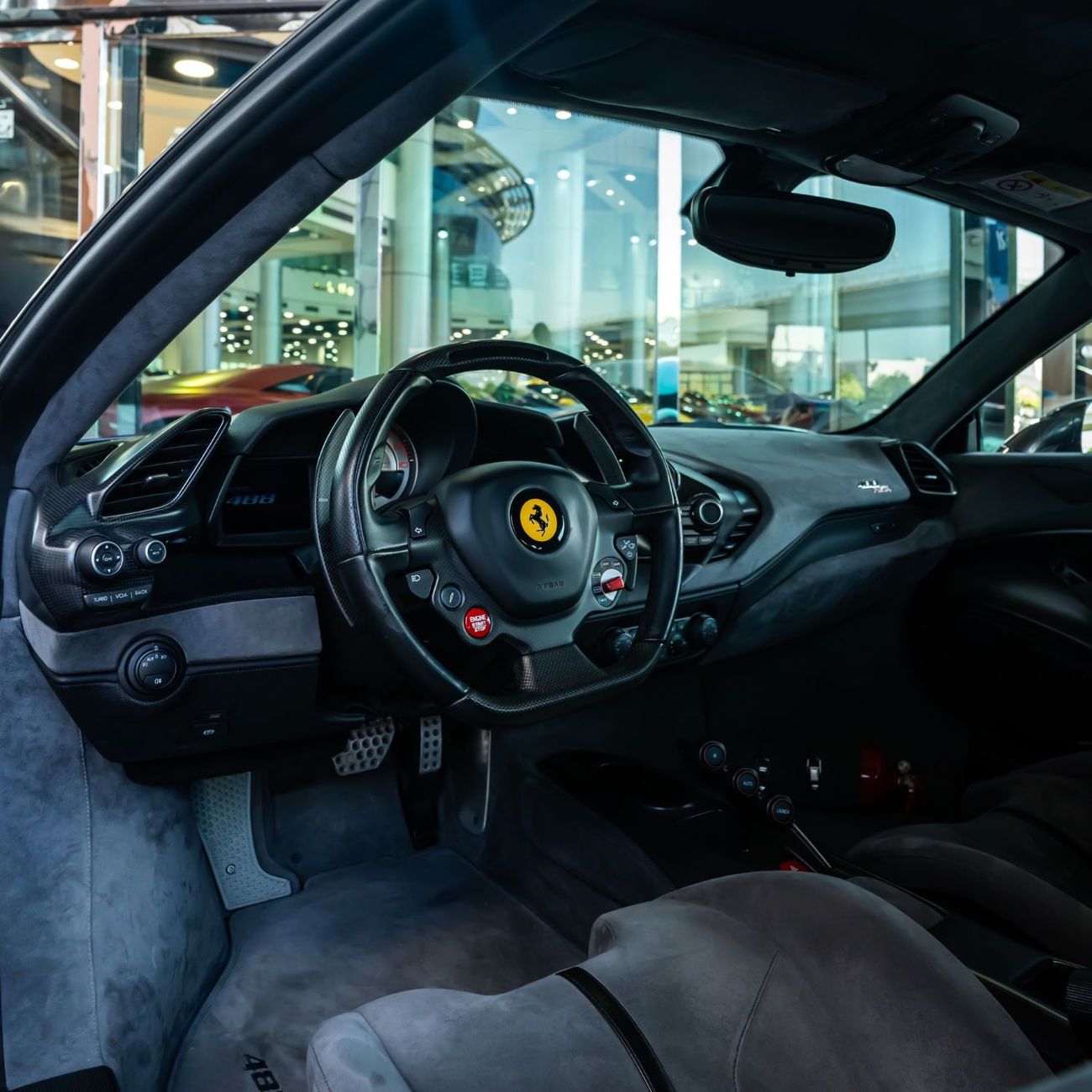 فيراري 488 بيستا 2019 FERRARI 488 PISTA DONE GCC ONLY 27,000KM