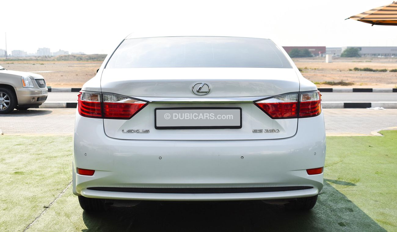 Lexus ES250