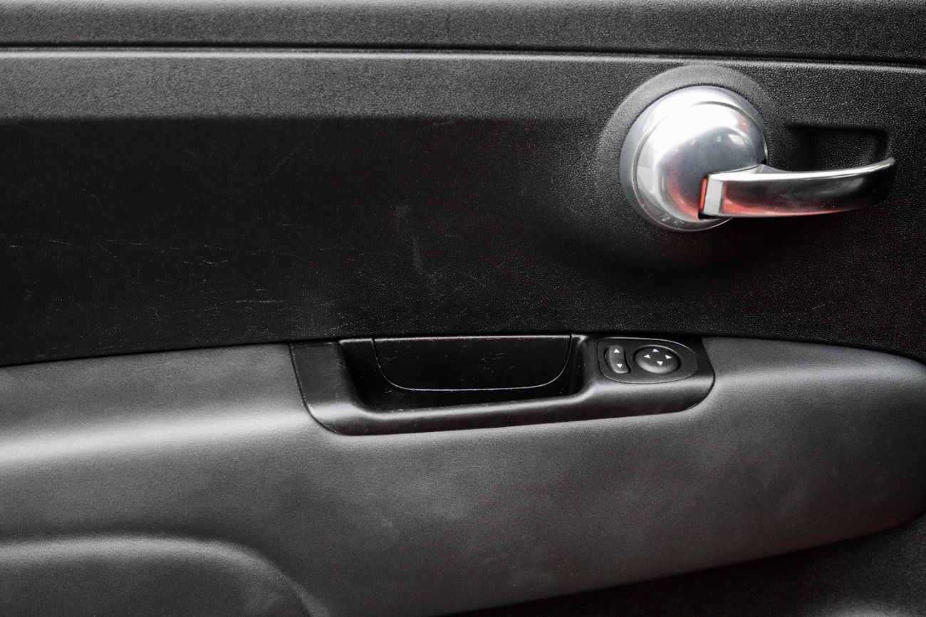 أبارث 695 1,567 P.M | 0% Downpayment | Abarth 695 Turismo Cabrio!