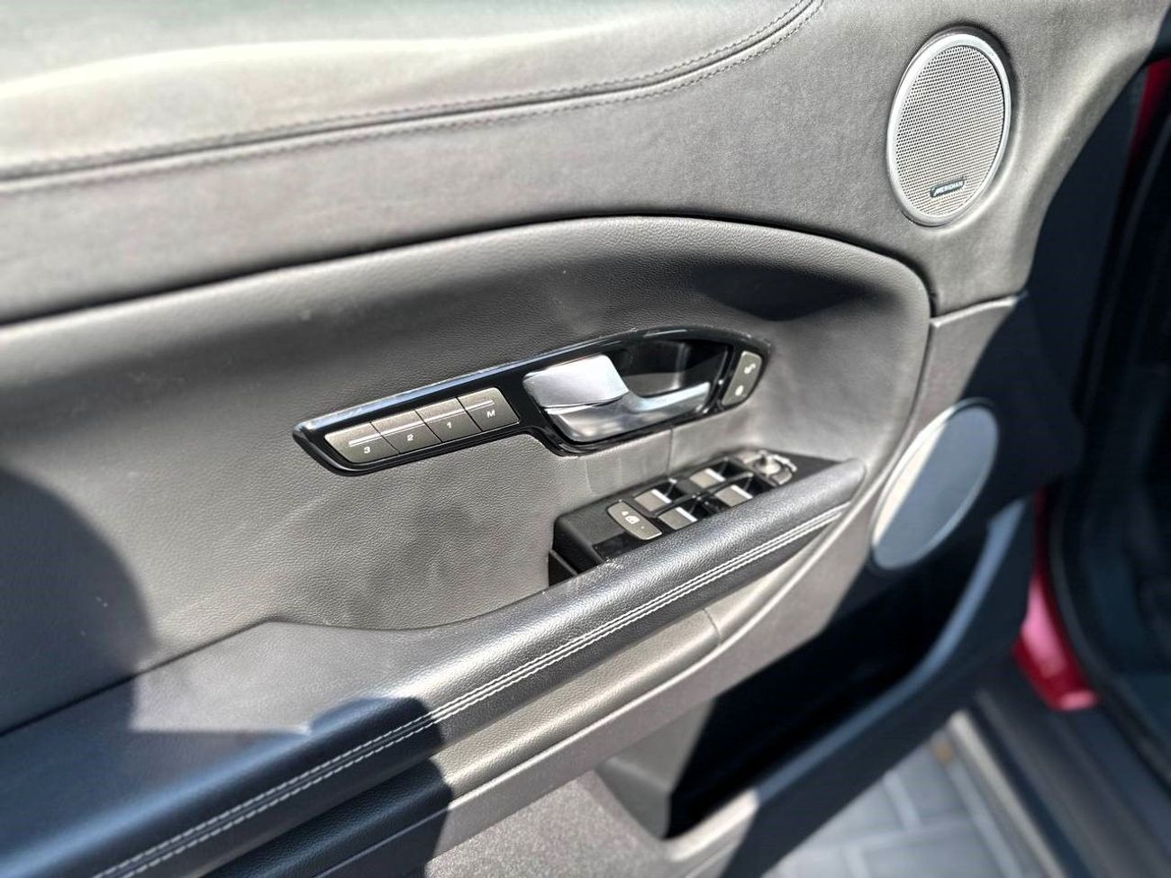 Land Rover Range Rover Evoque Dynamic 2.0L (3 Door)