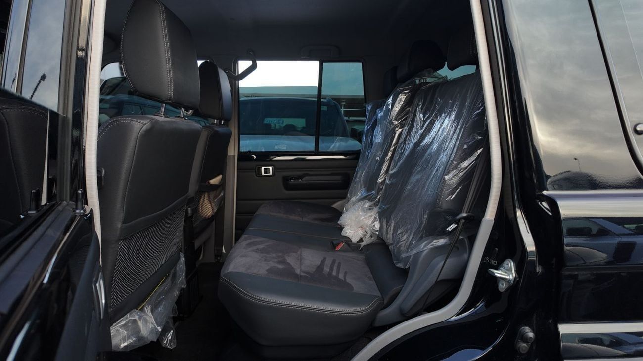 Toyota Land Cruiser 2024 Toyota Land Cruiser 70 Series Hardtop | 4.0L V6 | 228 HP | Automatic | 4x4 | GCC Specs