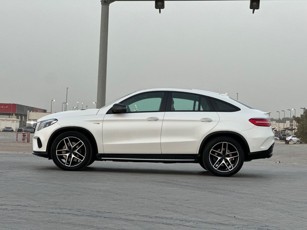 مرسيدس بنز GLE 43 AMG موديل 2019 خليجي مالك واحد من الوكاله فل مواصفات بانورما مالك اول الموتر مخزن