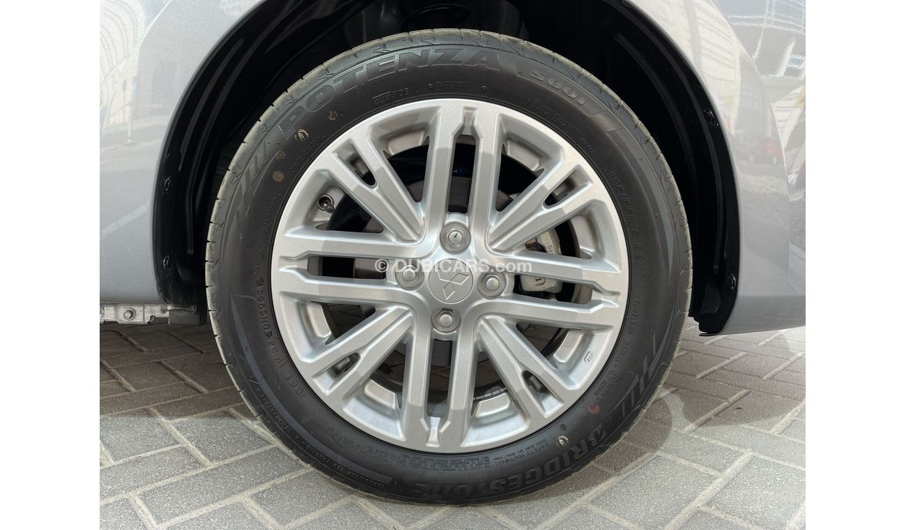 Mitsubishi Attrage 1200