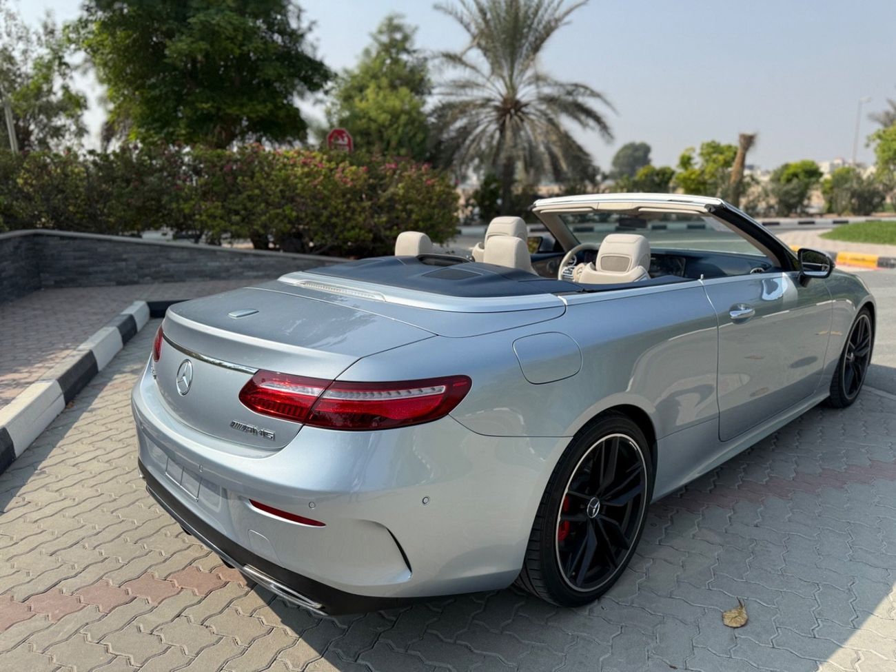 مرسيدس بنز E450 كوبيه