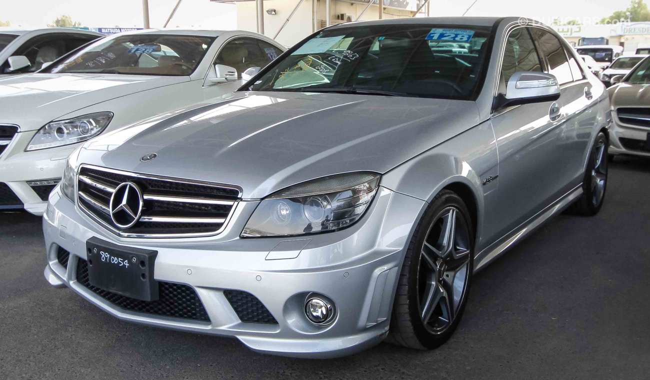 Mercedes-Benz C 63 AMG