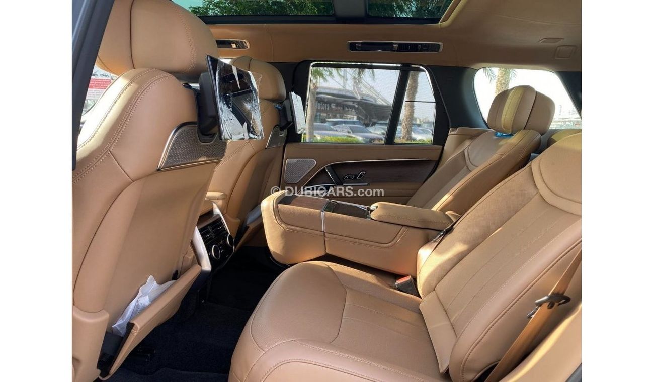 لاند روفر رينج روفر GCC SPEC UNDER WARRANTY AND SERVICE