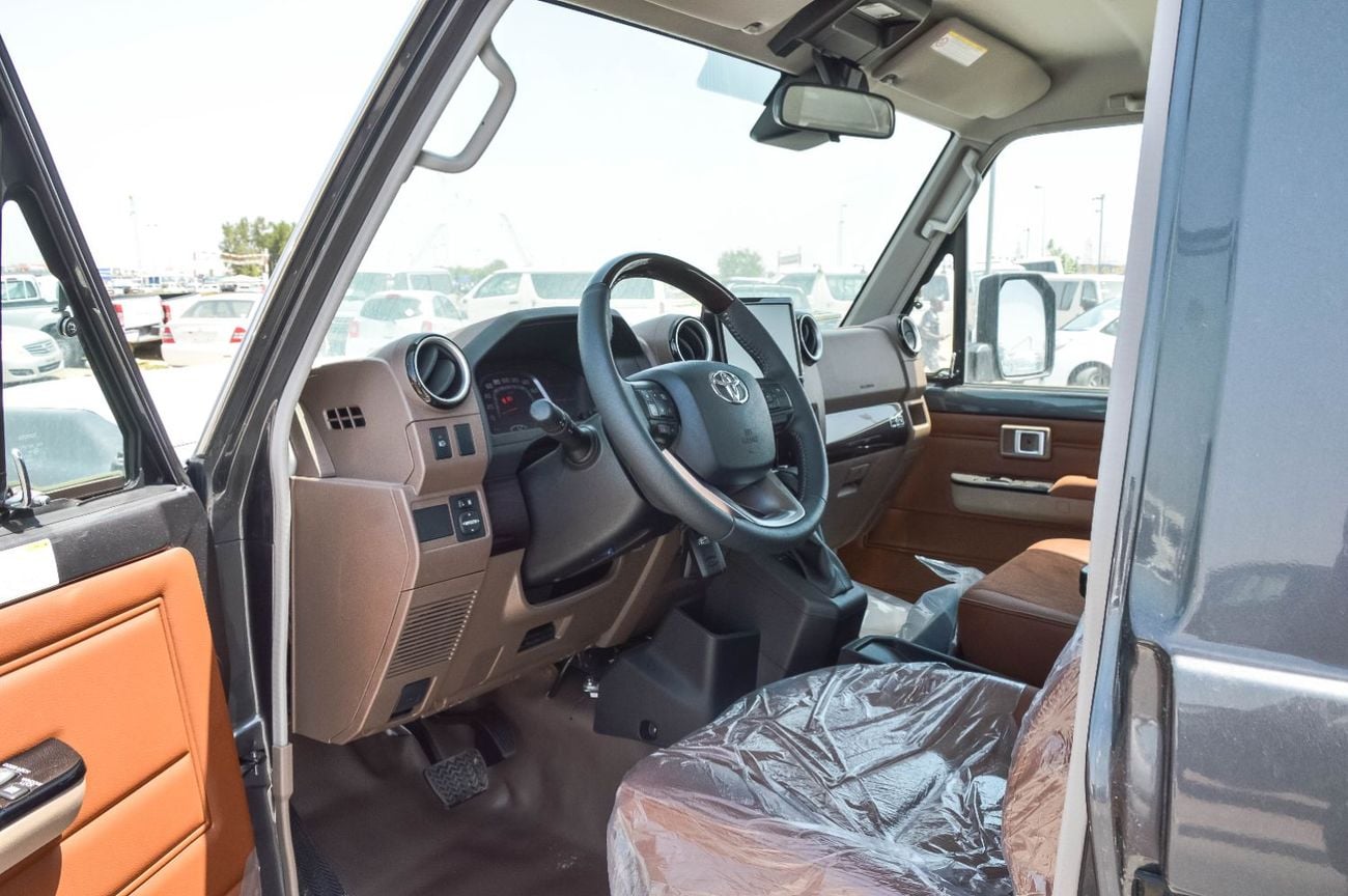 تويوتا لاند كروزر بيك آب TOYOTA LAND CURISER 79 4.0L 4WD PETROL SC PICKUP 2025