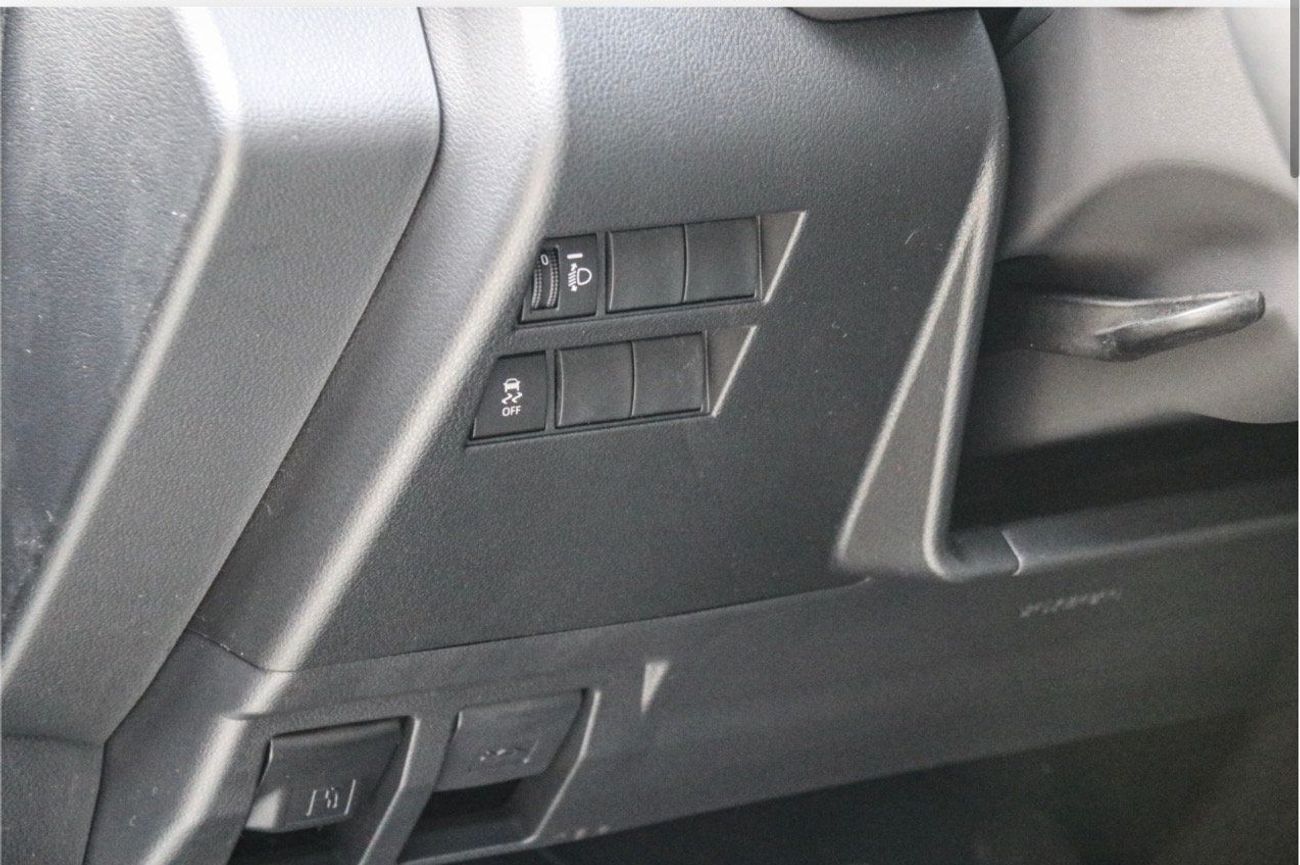 Toyota Land Cruiser GXR 4.0L