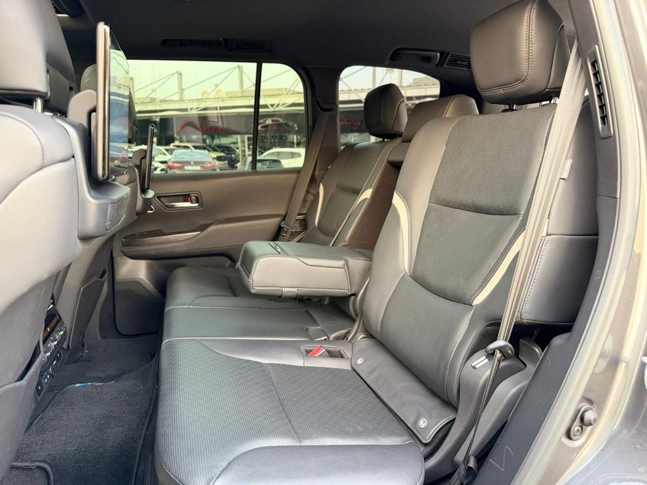 Toyota Land Cruiser 3.5T GR-Sport Hybrid