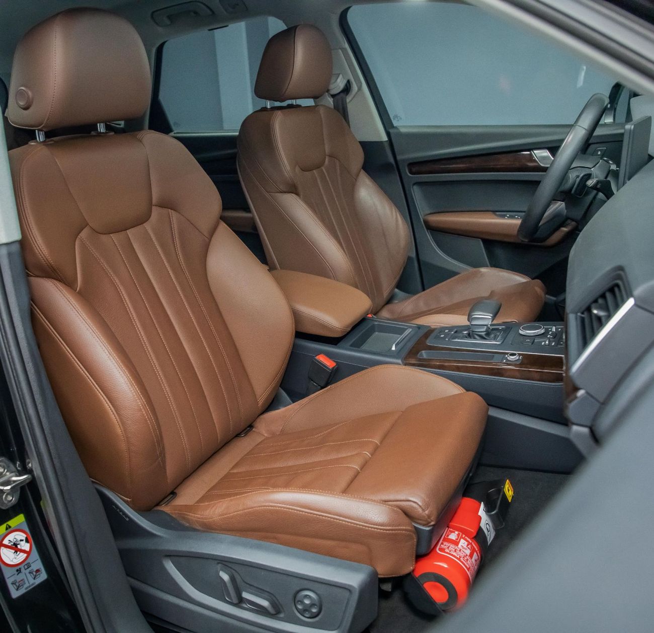 Audi Q5 45 TFSI Quattro 2.0L 1,870x60 • 0% DP • 2018 Audi Q5 45 TFSI Quattro • Warranty Available • GCC •