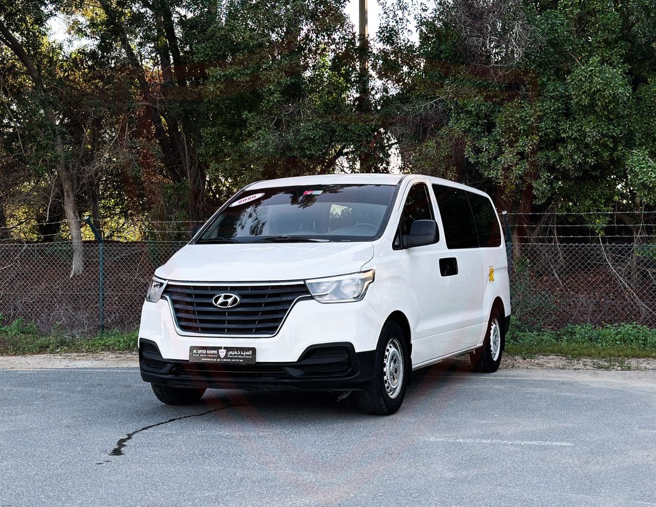 Hyundai H-1 Hyundai H1 | 2.4 L | 2020 | GCC | Accident-Free | In Excellent Condition | 924 P.M