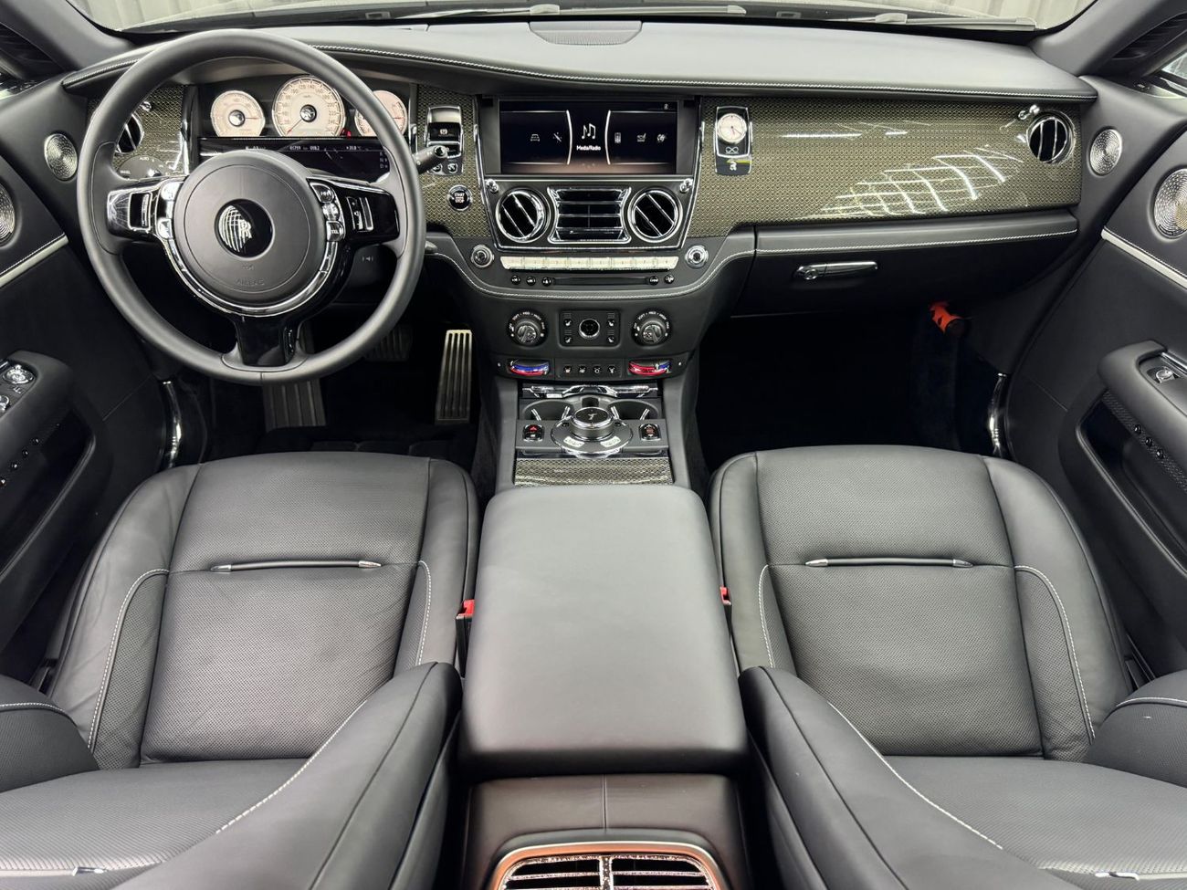 رولز رويس واريث Black Badge 6.6L (632 HP) 2023 Rolls Royce Wraith,  Warranty, Carbon Fiber Package, Very Low Kms, 63