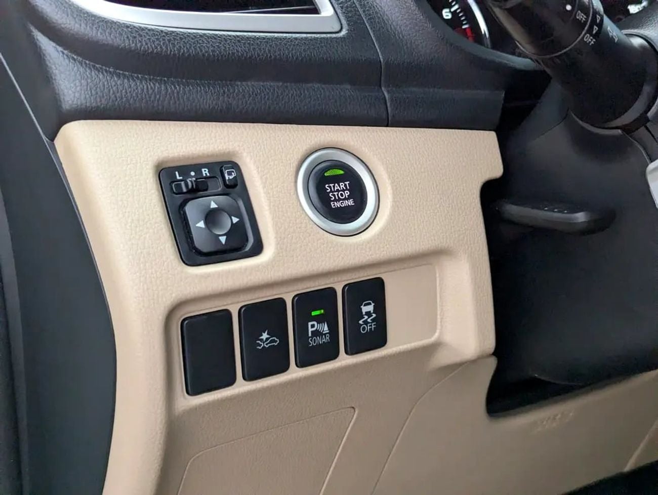 ميتسوبيشي مونتيرو سبورت GLS 4WD TOP LINE GCC IN EXCELLENT CONDITION